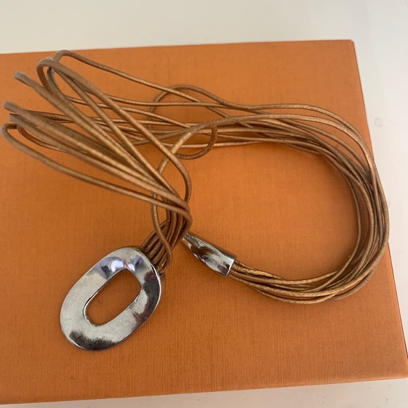 Gold and silver leather choker - Picture 3 of 3